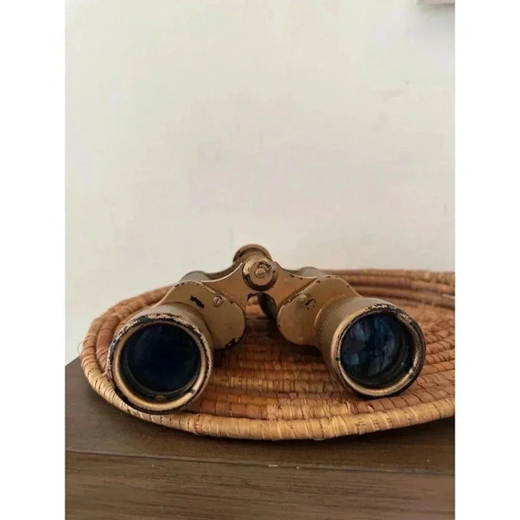 Binoculars - Picture 1 of 11